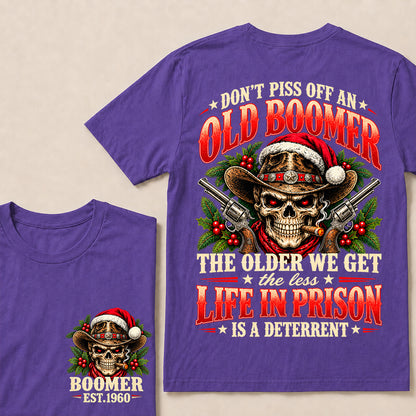 Don’t Piss Off an Old Boomer – Custom EST.Year Christmas Cowboy Skull & Crossed Revolvers T-Shirt